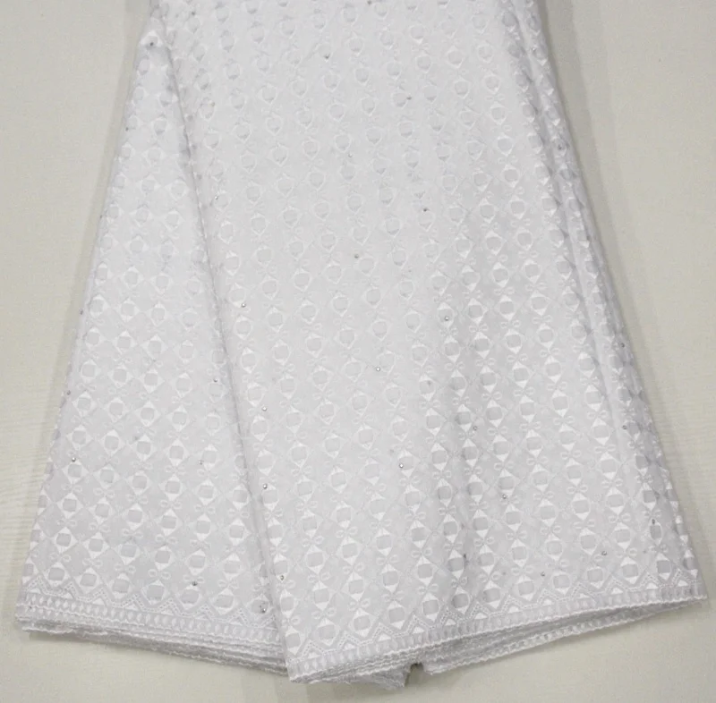 Stocked quality white swiss embroidered cotton lace fabric, Accept customized color
Stocked quality white swiss embroidered cotton lace fabric, Accept customized color