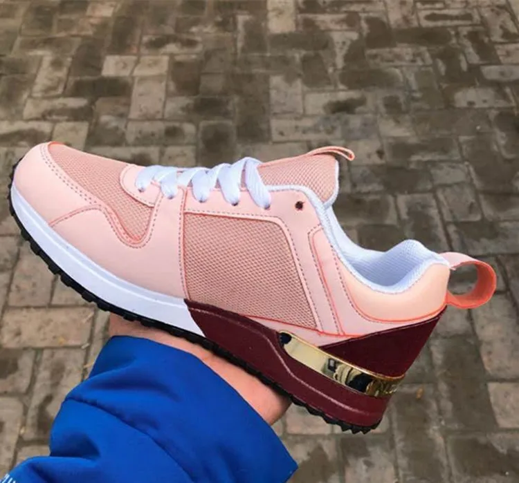 sneakers (3).jpg