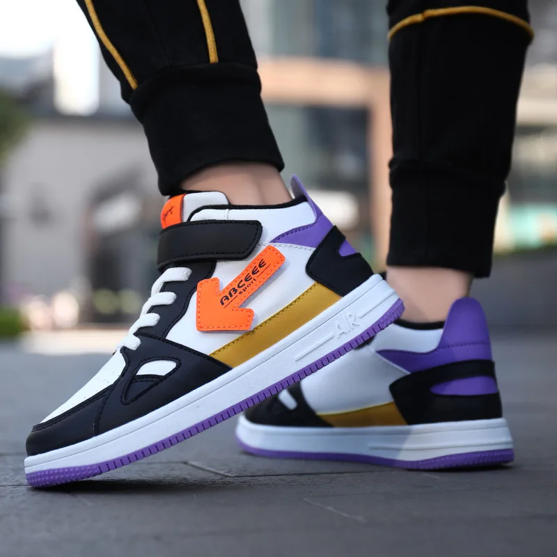 Wholesale sneaker manufacturer balenciaca sneakers men and woman, All color available
Wholesale sneaker manufacturer balenciaca sneakers men and woman, All color available