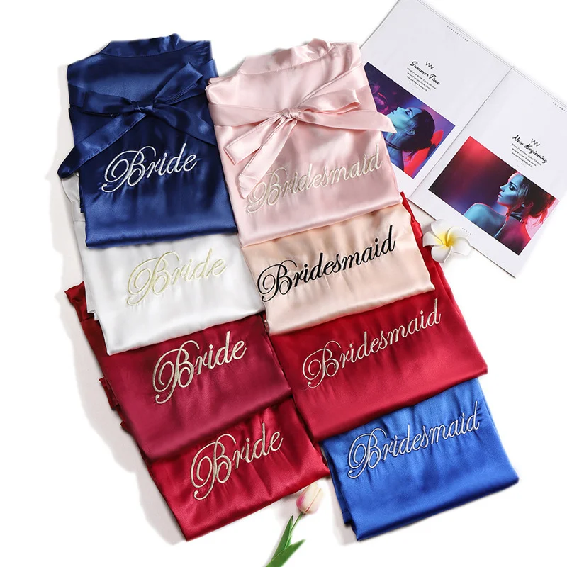Wholesale Trendy Wedding Party girl night dress Robe Bridesmaid Satin Pajamas For Women
Wholesale Trendy Wedding Party girl night dress Robe Bridesmaid Satin Pajamas For Women