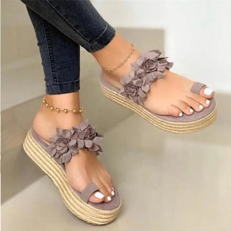 The Latest Summer Women's Outdoor Flip Flops Comfortable Platform Flower Sandals, Picture
The Latest Summer Women's Outdoor Flip Flops Comfortable Platform Flower Sandals, Picture