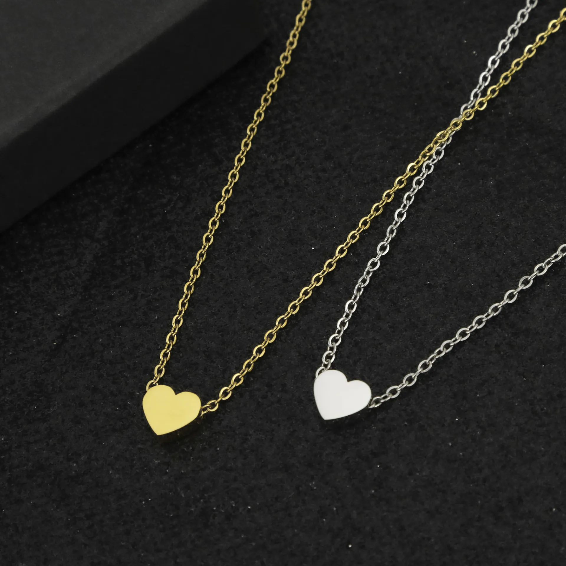 AA00101 Minimalist Stainless Steel Blank Tiny Choker Collar Chain Necklaces Heart Pendant Necklace for Women
AA00101 Minimalist Stainless Steel Blank Tiny Choker Collar Chain Necklaces Heart Pendant Necklace for Women