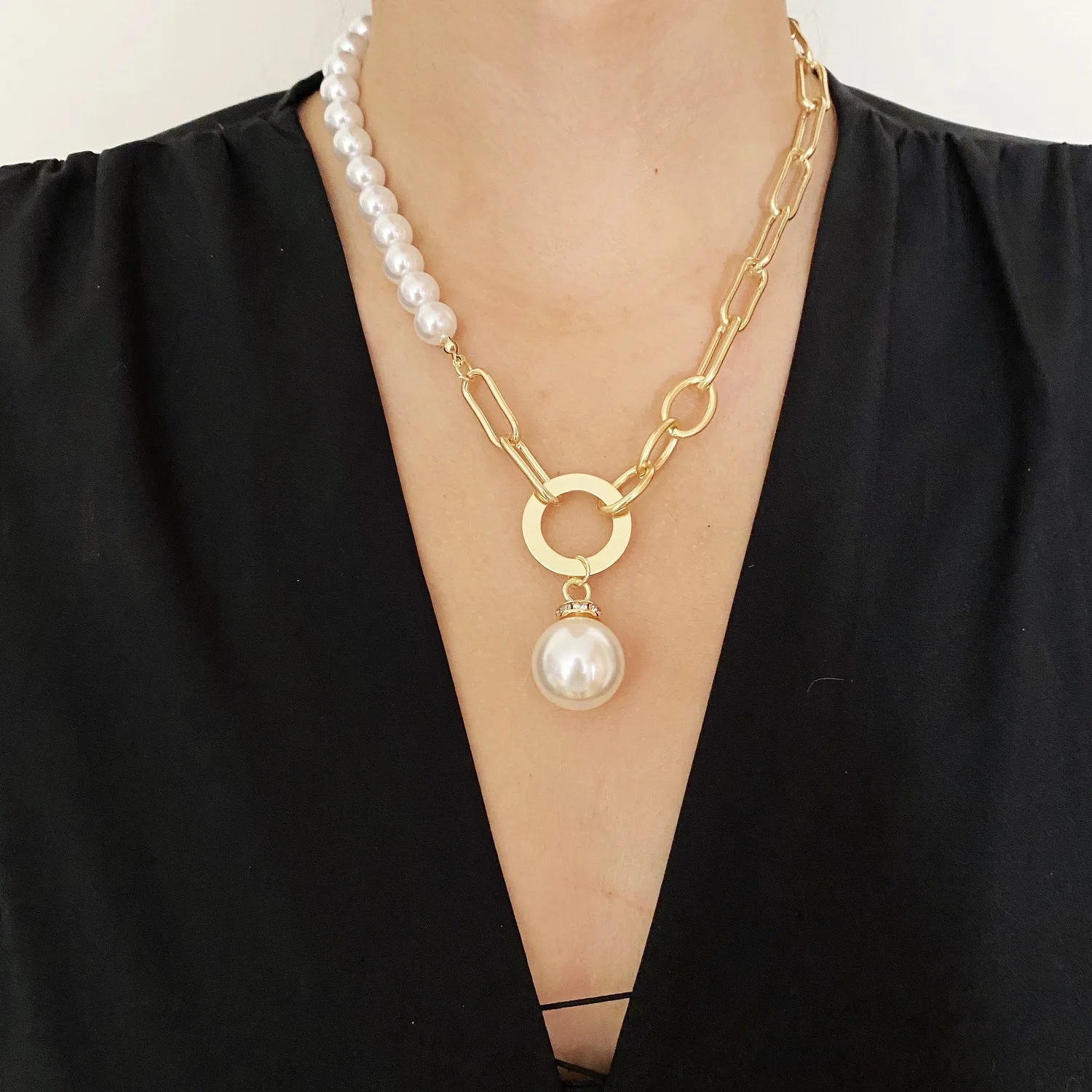 JUHU new necklace 2021 pearl chain cute popular women pearl jewelry wholesale natural pearl necklace 2021 necklace, Gold/sliver
JUHU new necklace 2021 pearl chain cute popular women pearl jewelry wholesale natural pearl necklace 2021 necklace, Gold/sliver