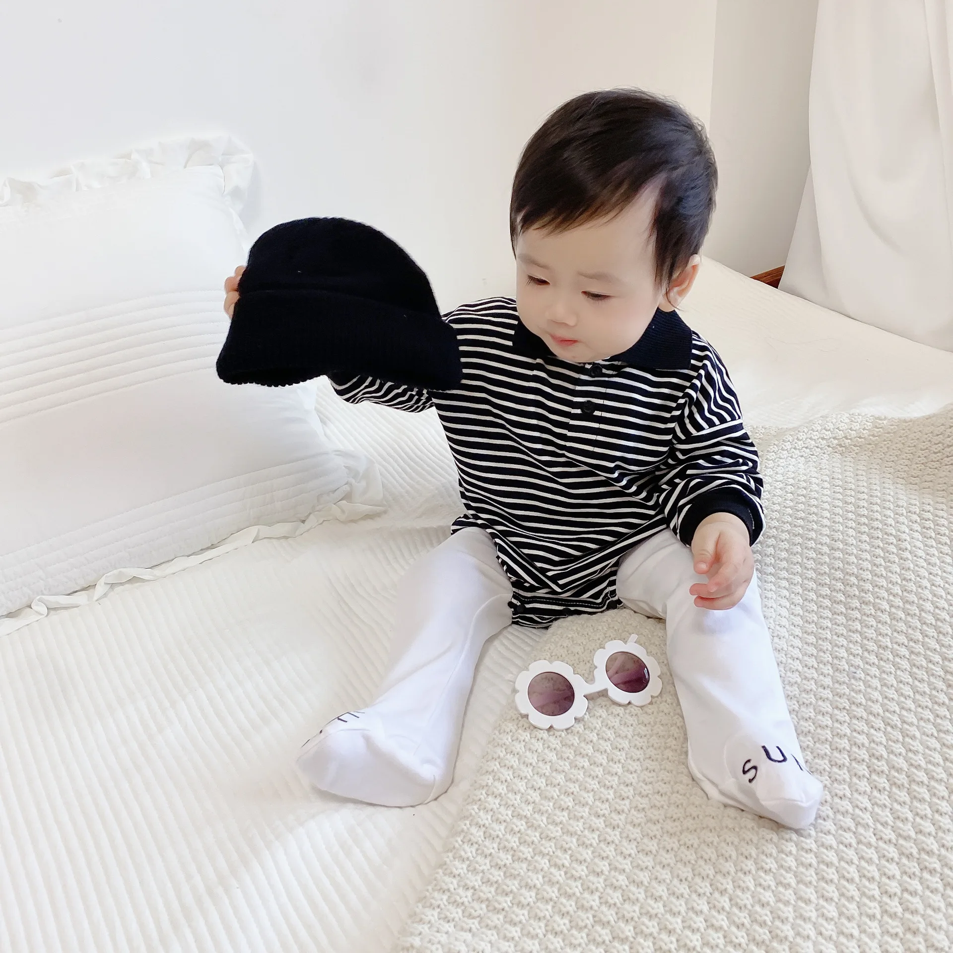 Autumn baby clothes, long-sleeve triangle romper, black polo striped baby boys clothes, Black stripes
Autumn baby clothes, long-sleeve triangle romper, black polo striped baby boys clothes, Black stripes