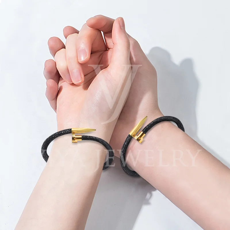 Magnetic couple leather bracelet Exotic stingray leather Couple bracelet jewelry
Magnetic couple leather bracelet Exotic stingray leather Couple bracelet jewelry