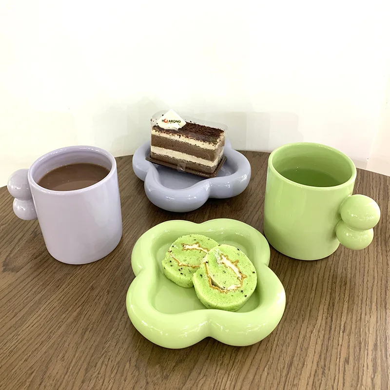 drop shipping Nordic cloud ceramic cup and saucer Mug cup fat plate Sugar gourd handle coffee water mug milk tea coffee mug
drop shipping Nordic cloud ceramic cup and saucer Mug cup fat plate Sugar gourd handle coffee water mug milk tea coffee mug