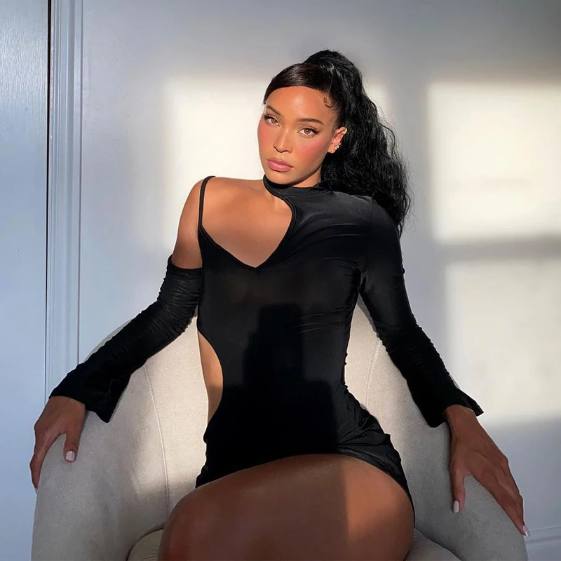 Lagerfe Black Long Sleeve Hollow Out Sexy Bodycon Mini Dress Party Night Club Apparel 2021 Autumn Winter Women Wholesale Clothes
Lagerfe Black Long Sleeve Hollow Out Sexy Bodycon Mini Dress Party Night Club Apparel 2021 Autumn Winter Women Wholesale Clothes
