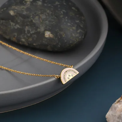 2021 Newest Arrival 14K Gold Plating Enamel Rainbow Pendant Necklace Crystal Rhinestone Geometric Semi-Round Necklace
2021 Newest Arrival 14K Gold Plating Enamel Rainbow Pendant Necklace Crystal Rhinestone Geometric Semi-Round Necklace