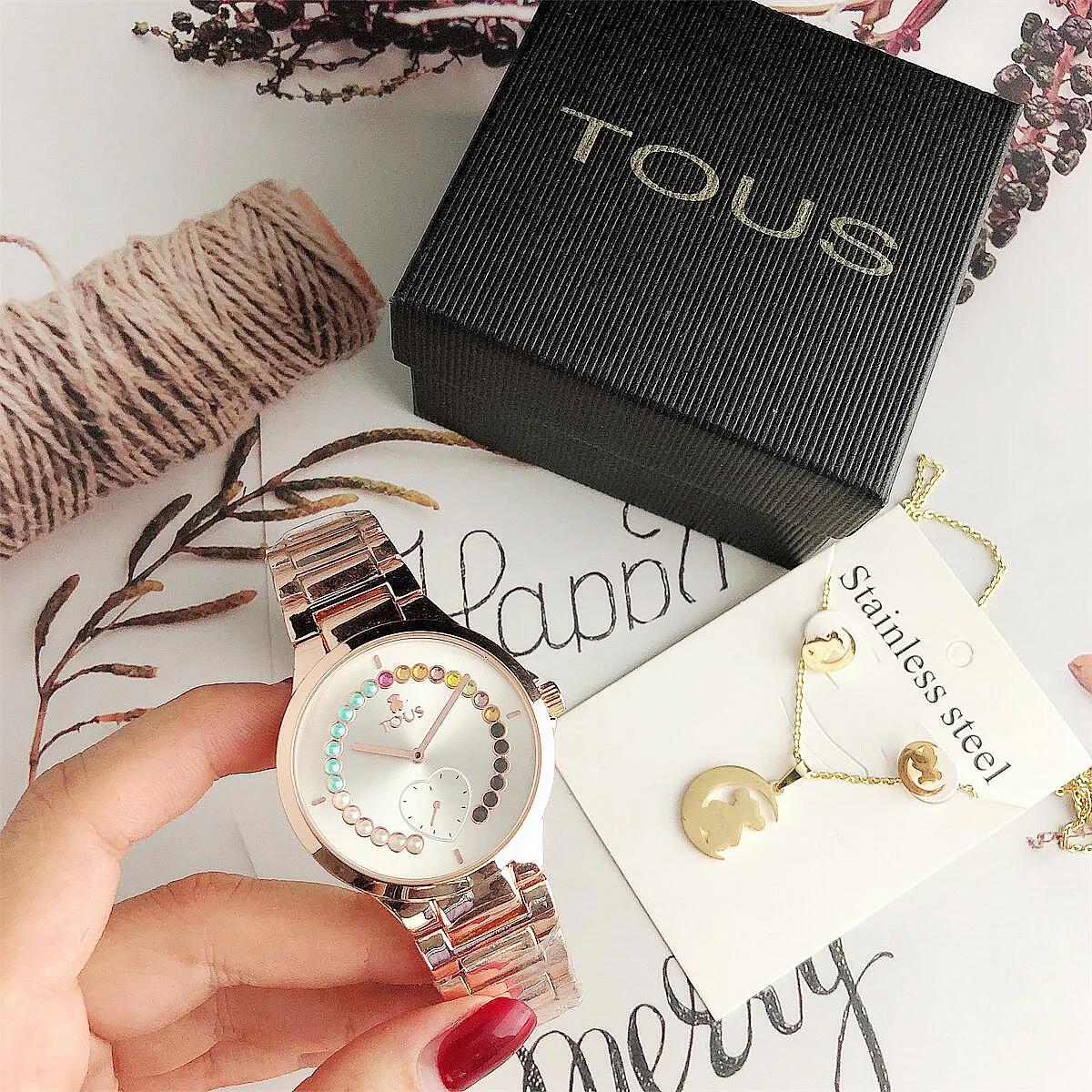 Women Watches Top Luxury Brand Lady Fashion Casual Simple Steel Alloy Strap female wristwatch Relogio Feminino, Black
Women Watches Top Luxury Brand Lady Fashion Casual Simple Steel Alloy Strap female wristwatch Relogio Feminino, Black