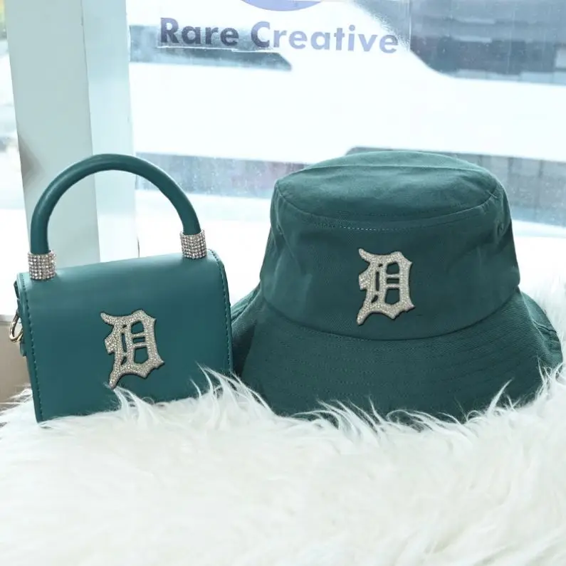 2021 Ladies Handbags For Women Luxury Bucket Detroit Hat And Purse Set Fashion Mini Handbag, Customized color
2021 Ladies Handbags For Women Luxury Bucket Detroit Hat And Purse Set Fashion Mini Handbag, Customized color