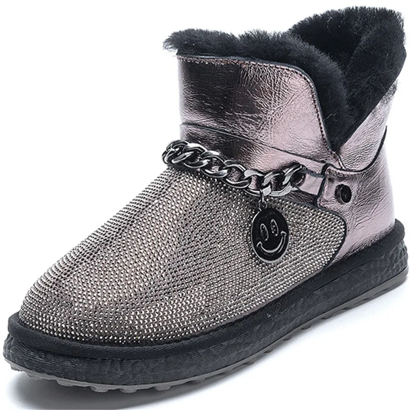 Dropshipping Custom Logo Rhinestone Genuine leather Snow Boots with Wool Winter Non Slip Waterproof Shoes Casual Footwear
Dropshipping Custom Logo Rhinestone Genuine leather Snow Boots with Wool Winter Non Slip Waterproof Shoes Casual Footwear
