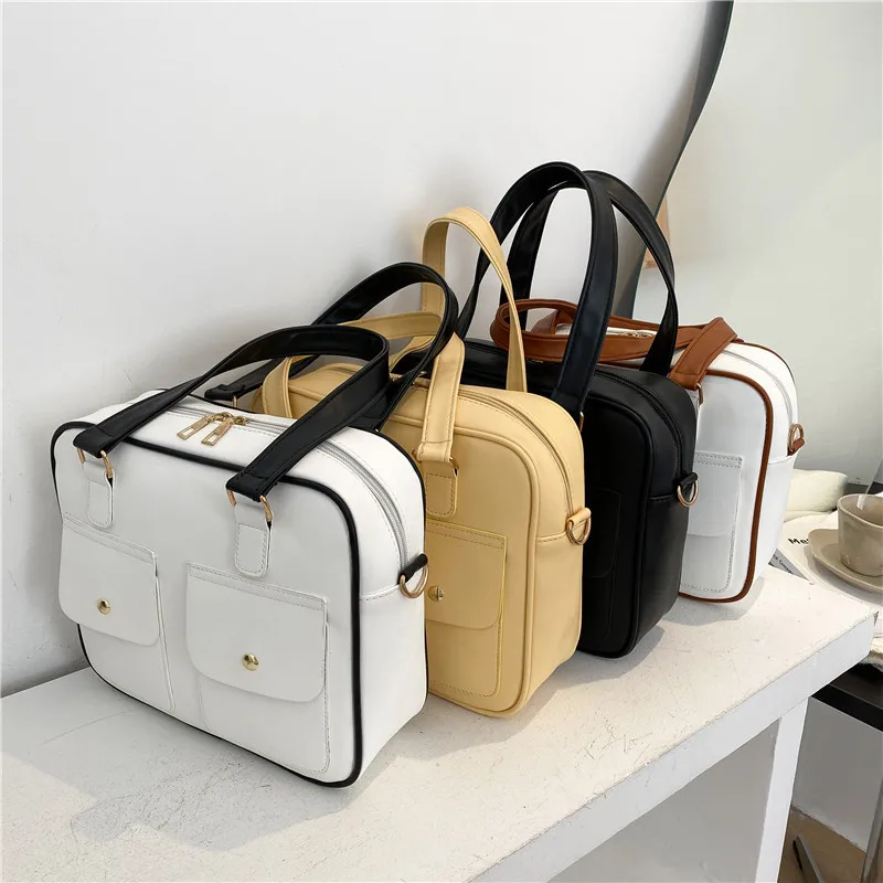 Hot selling 2022 summer new high-end casual crossbody bag large-capacity shoulder handbag, Colors
Hot selling 2022 summer new high-end casual crossbody bag large-capacity shoulder handbag, Colors
