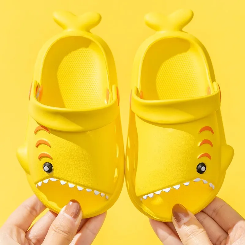 Children's sandals 2022 summer new cartoon shark slippers EVA boys and girls Korean beach bathing children's slippers, Yellow/green/blue/pink/orange/dark green
Children's sandals 2022 summer new cartoon shark slippers EVA boys and girls Korean beach bathing children's slippers, Yellow/green/blue/pink/orange/dark green