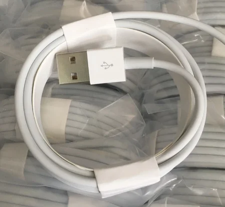 High quality 1m phones charging smart mobile phone usb data charger cable for iphone 6s 6 7 8 plus X Xr Xs 11 pro max 12, White
High quality 1m phones charging smart mobile phone usb data charger cable for iphone 6s 6 7 8 plus X Xr Xs 11 pro max 12, White