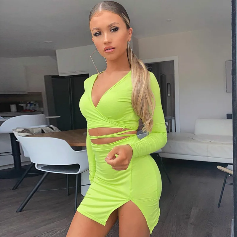 Amazon INS Hot Sale Woman Suit Long Sleeve V-Neck Cross Lace-Up Crop Top Pack Hip Split Skirt Women Two Piece Set
Amazon INS Hot Sale Woman Suit Long Sleeve V-Neck Cross Lace-Up Crop Top Pack Hip Split Skirt Women Two Piece Set