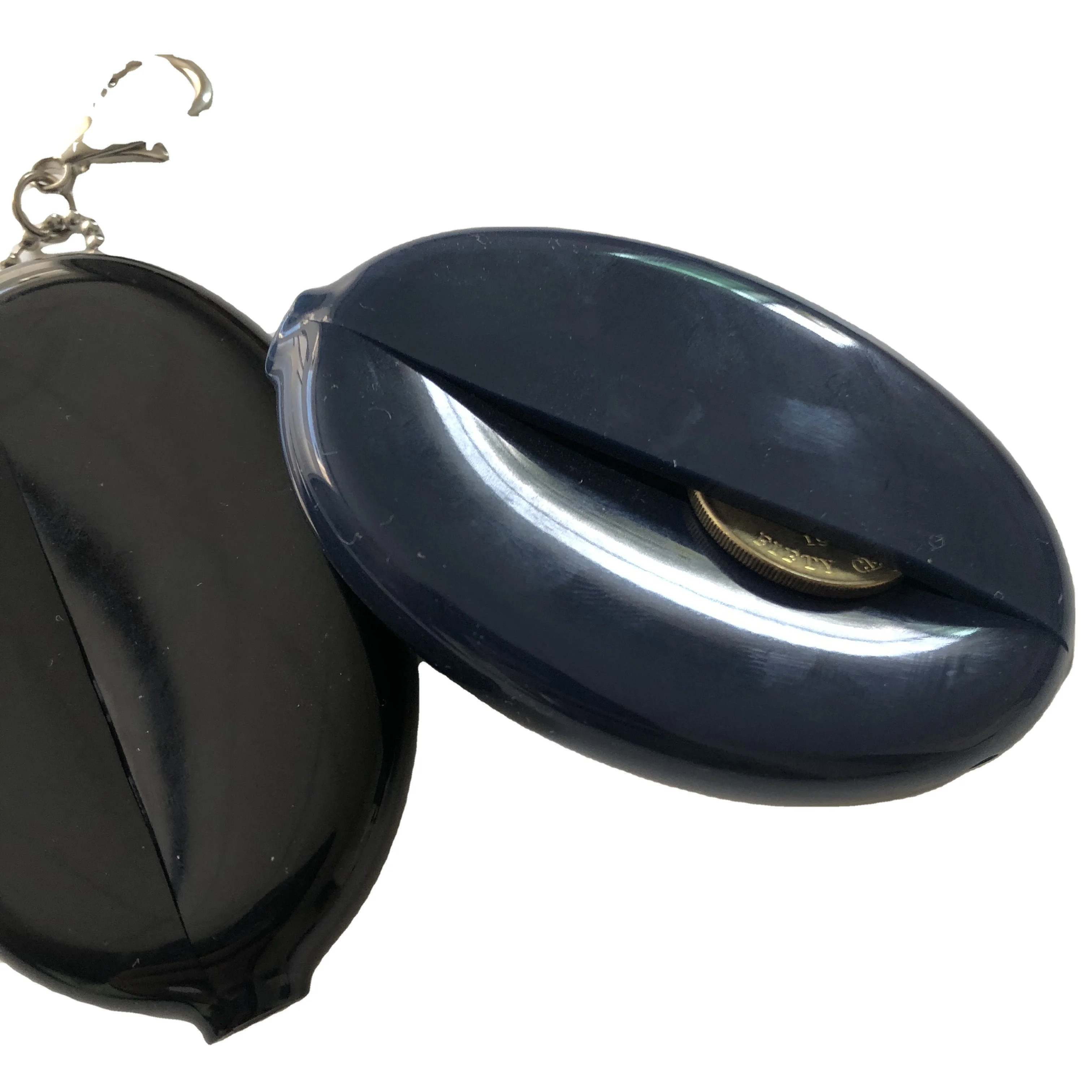 Oval rubber coin purse small change holder case for woman with chain, Customized color moq 1000 pcs
Oval rubber coin purse small change holder case for woman with chain, Customized color moq 1000 pcs
