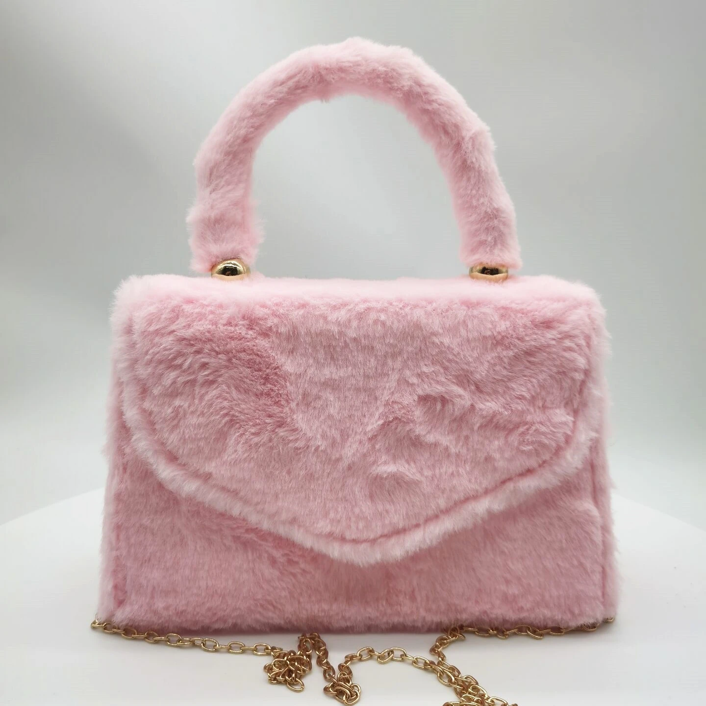 New arrival winnter style faux fur winter shoulder large ladies fashion metal chain bag handbags lovely cute handbag for winter
New arrival winnter style faux fur winter shoulder large ladies fashion metal chain bag handbags lovely cute handbag for winter