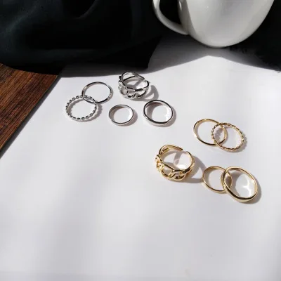 Personality five-piece set of rings personality hollowed-out open ring temperament metal joint ring, Slivercolor
Personality five-piece set of rings personality hollowed-out open ring temperament metal joint ring, Slivercolor
