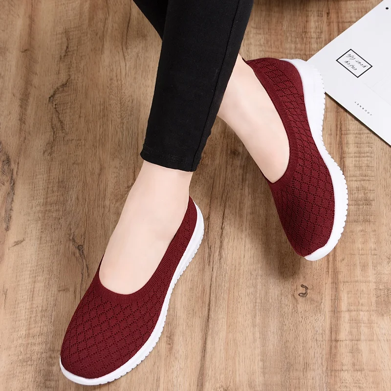Women Casual Walking Shoes lightweight flexible Breathable mesh knitted fabric upper slip on sneakers Round toe, Pink/black/red/light brown
Women Casual Walking Shoes lightweight flexible Breathable mesh knitted fabric upper slip on sneakers Round toe, Pink/black/red/light brown