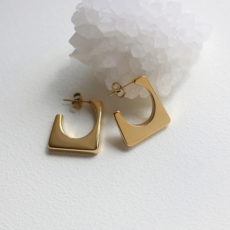Square Hollow Irregular Hoop Earrings Solid C Shape Geometric Earrings for Women Vintage Gold Plated Stainless Steel Jewelry Hot, Gold/silver
Square Hollow Irregular Hoop Earrings Solid C Shape Geometric Earrings for Women Vintage Gold Plated Stainless Steel Jewelry Hot, Gold/silver
