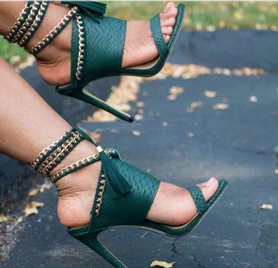 HOT women pumps new shoes sexy stiletto high heels lace-up open-toe shoes pu sandals for women high heels
HOT women pumps new shoes sexy stiletto high heels lace-up open-toe shoes pu sandals for women high heels