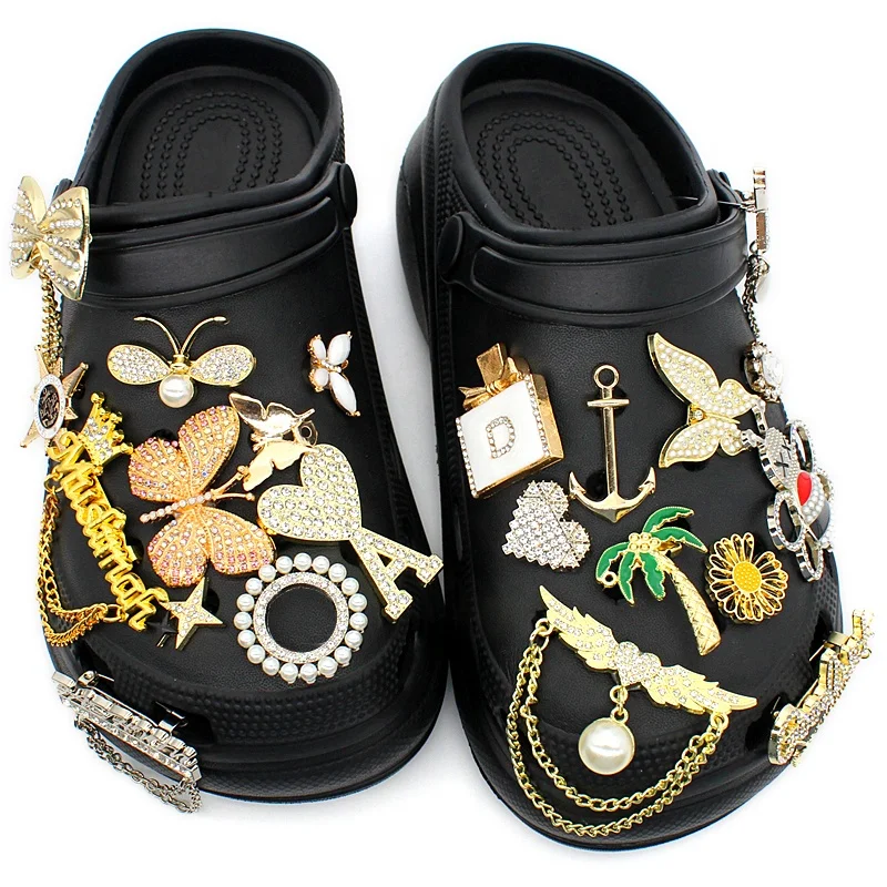 wholesale named brand croc charms DIY desinger croc charms For Kids bling croc charms, Picture
wholesale named brand croc charms DIY desinger croc charms For Kids bling croc charms, Picture