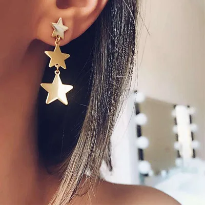 2020 Hotsale Design Jewelry 18K Gold Plated Star Drop Earrings Geometric Star Tassel Earrings for Women
2020 Hotsale Design Jewelry 18K Gold Plated Star Drop Earrings Geometric Star Tassel Earrings for Women