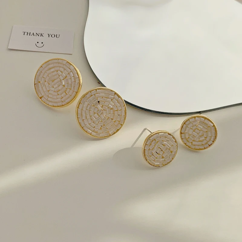 Vershal F-14 French Style 18k Gold Plated Minimalist Large Circle Stud Earrings For Women
Vershal F-14 French Style 18k Gold Plated Minimalist Large Circle Stud Earrings For Women