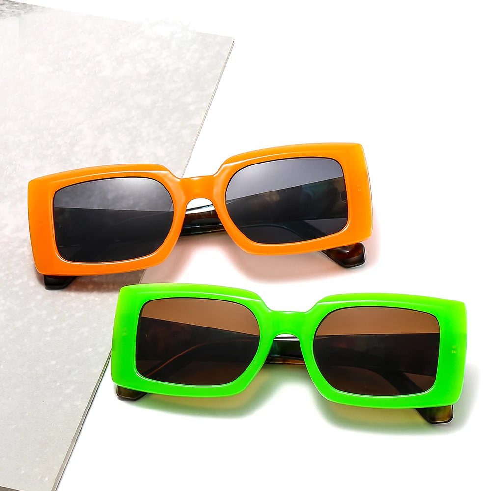 Customer Logo new box colorful modern ins Style Sunglasses personality small frame glasses men and women fashion sunglasses 6938, 7 colors
Customer Logo new box colorful modern ins Style Sunglasses personality small frame glasses men and women fashion sunglasses 6938, 7 colors
