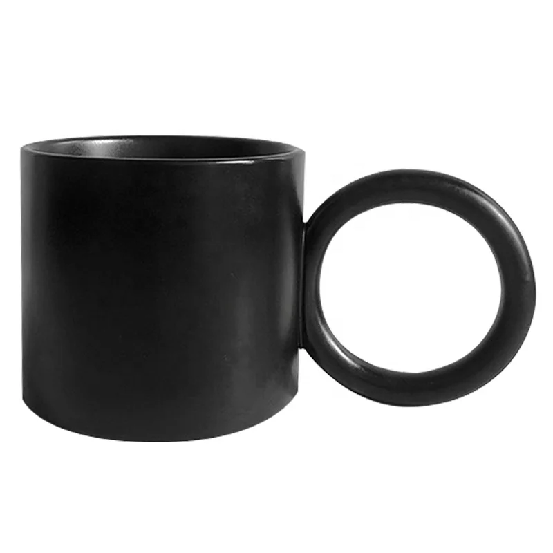 Novelty design color black / white / ink white ceramic coffee water mug cup with big round ear handgrip
Novelty design color black / white / ink white ceramic coffee water mug cup with big round ear handgrip