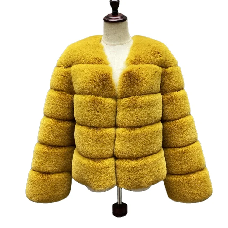 China Fur Clothing Custom Design Women Real Fox Fur Coat Fashion Crop Top Fur Coats, Customized color
China Fur Clothing Custom Design Women Real Fox Fur Coat Fashion Crop Top Fur Coats, Customized color