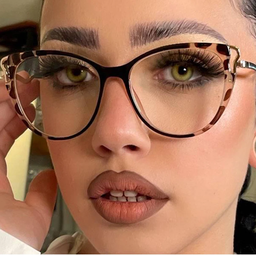 87055 Custom logo designer glasses frame eyewear metal optical eyeglasses frames blue light blocking glasses 2023
87055 Custom logo designer glasses frame eyewear metal optical eyeglasses frames blue light blocking glasses 2023
