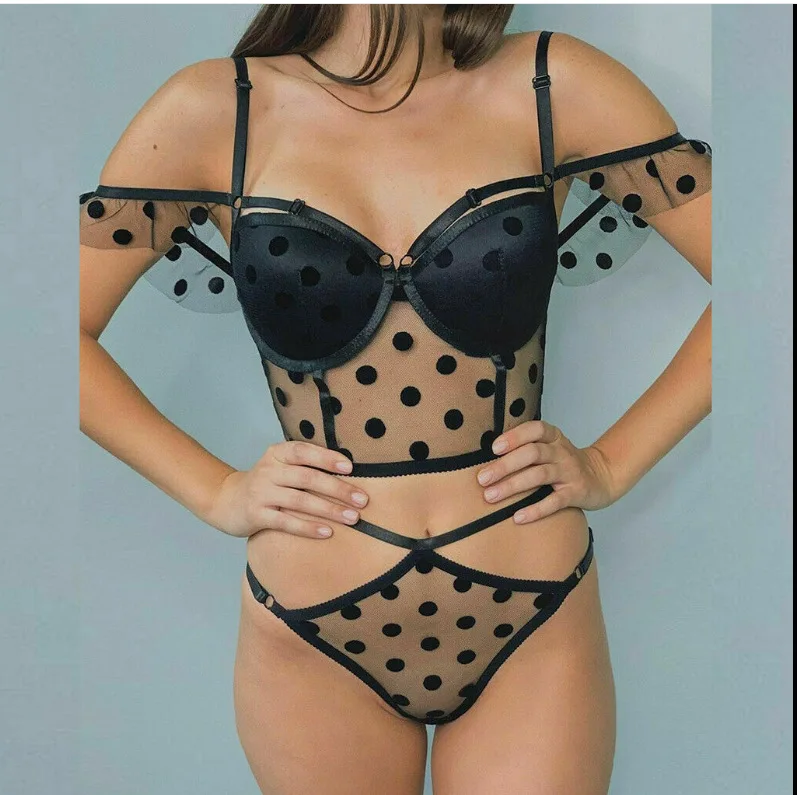 2021 Amazon Aliexpress Hot Women Transparent Lace Sexy Underwear Dot Pattern Bodycon Lady G-String Bikini Set Sleepwear, Red,black
2021 Amazon Aliexpress Hot Women Transparent Lace Sexy Underwear Dot Pattern Bodycon Lady G-String Bikini Set Sleepwear, Red,black