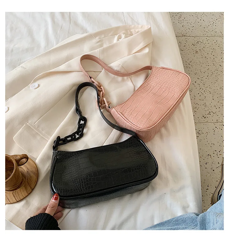 2021 Underarm Women Bag New Trendy Fashion Wild Texture Messenger Crossbody Handbags, Customized colors
2021 Underarm Women Bag New Trendy Fashion Wild Texture Messenger Crossbody Handbags, Customized colors
