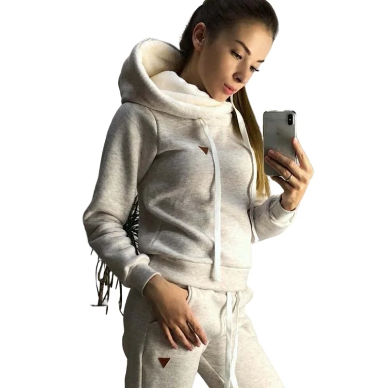 Winter warm ladies plush two-piece winter warm ladies jacket pants hooded sweater drawstring pants suit, 4 colors
Winter warm ladies plush two-piece winter warm ladies jacket pants hooded sweater drawstring pants suit, 4 colors