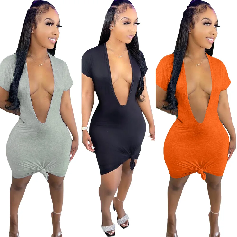 2021 New Arrival Summer Dress Sexy Club Bodysuits Pure Colour V--neck One Piece Dress
2021 New Arrival Summer Dress Sexy Club Bodysuits Pure Colour V--neck One Piece Dress