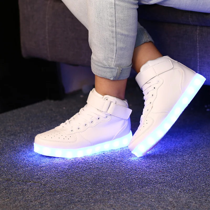 2019 Wholesale Fashion New USB Charger Running Platform Flashing Rechargeable Kids LED Light Up Sneakers, Requirement
2019 Wholesale Fashion New USB Charger Running Platform Flashing Rechargeable Kids LED Light Up Sneakers, Requirement