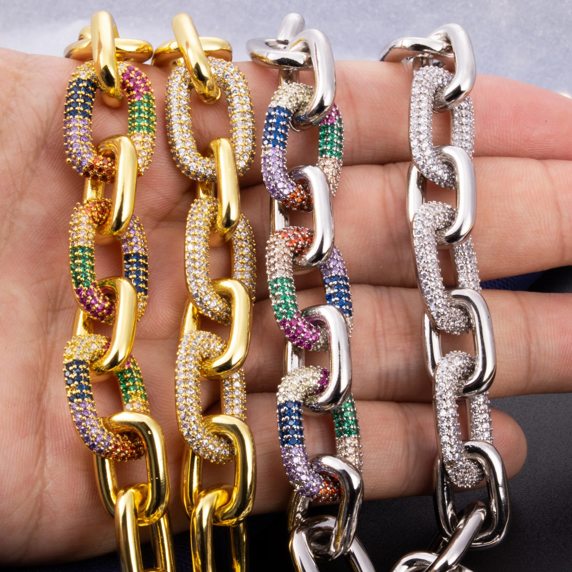 European Crystal Rhinestone Paperclip Chain Bracelet Micro Pave Cubic Zircon CZ Paper Clip Link Chain Bracelet
European Crystal Rhinestone Paperclip Chain Bracelet Micro Pave Cubic Zircon CZ Paper Clip Link Chain Bracelet