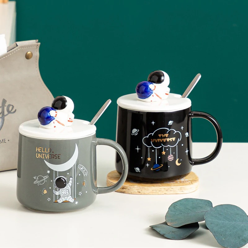 Redeco Personality Trend Creative Star Astronaut Mug With Lid Spoon Milk Coffee Water Cup Gift Ceramic Coffee Cup
Redeco Personality Trend Creative Star Astronaut Mug With Lid Spoon Milk Coffee Water Cup Gift Ceramic Coffee Cup