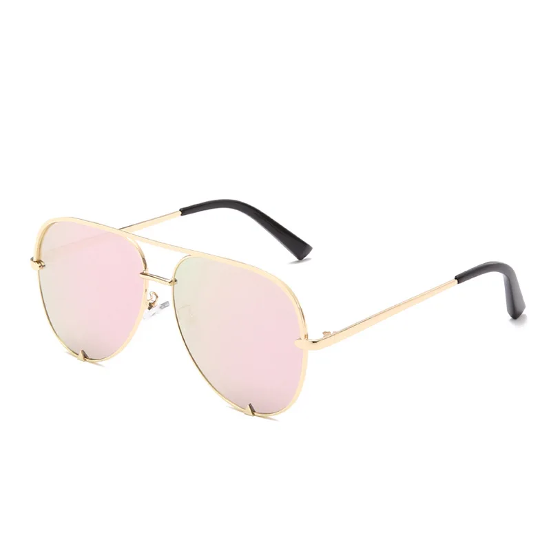2021 Vintage Newest European Unisex Fashionable Metal Arrow Driving Classic Oversized Sunglasses
2021 Vintage Newest European Unisex Fashionable Metal Arrow Driving Classic Oversized Sunglasses
