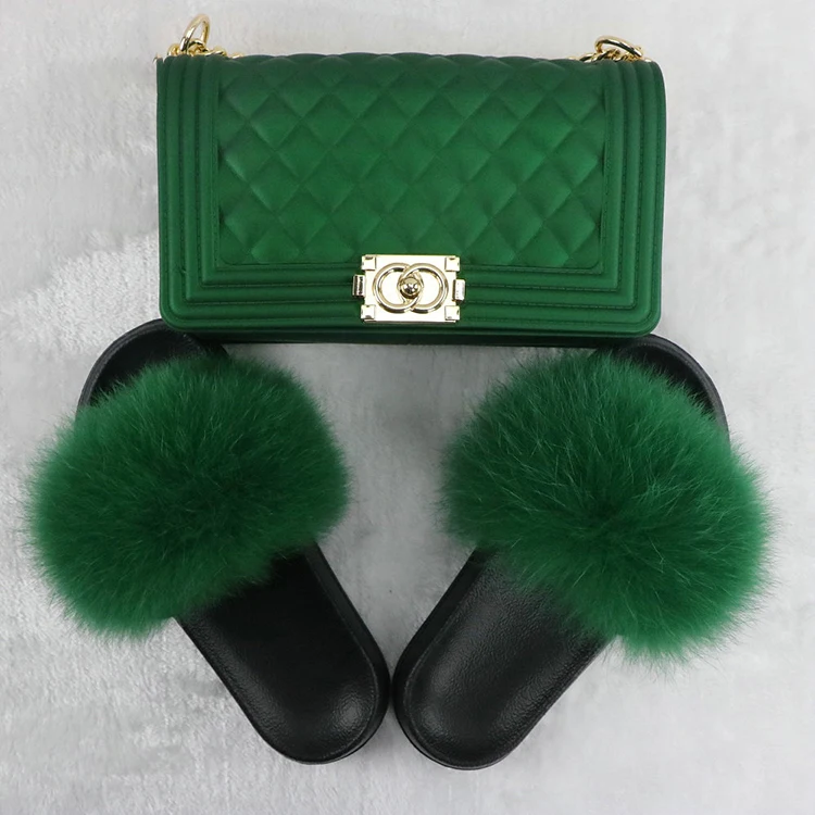 Hot New PVC Matte Jelly Bag With Fox Fur Slippers Purse Bags Match Fur Slides Sandals Sets
Hot New PVC Matte Jelly Bag With Fox Fur Slippers Purse Bags Match Fur Slides Sandals Sets