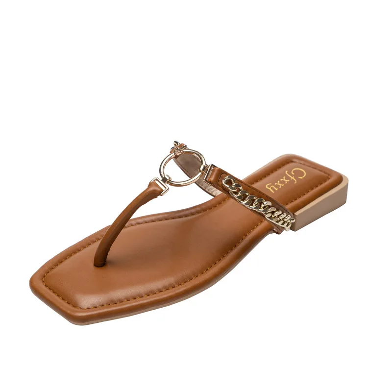 2022 Fashion Chain Round Buckle Flip Flops Low Heels Female Slides Sandals, Black
2022 Fashion Chain Round Buckle Flip Flops Low Heels Female Slides Sandals, Black