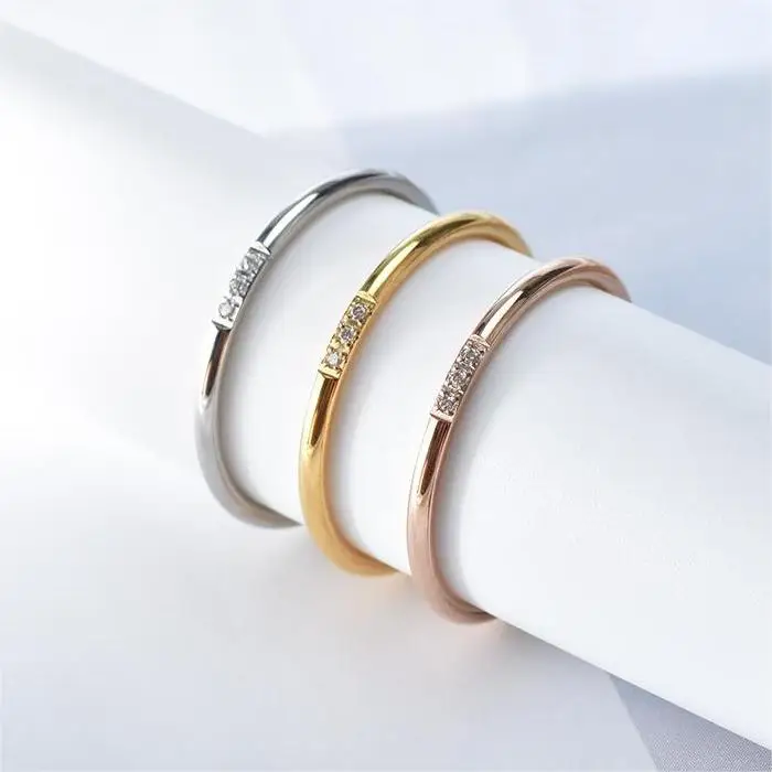 Simple 3 Zircon Titanium Steel 18K Gold Plated Diamond Plain Stainless Steel Women 1mm Fine Thin Finger Rings Minimalist Jewelry
Simple 3 Zircon Titanium Steel 18K Gold Plated Diamond Plain Stainless Steel Women 1mm Fine Thin Finger Rings Minimalist Jewelry