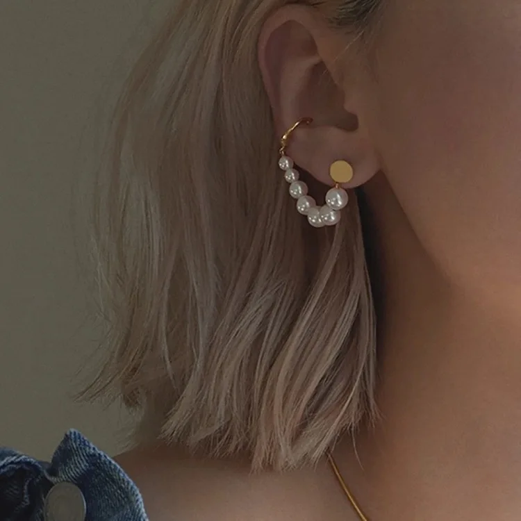 Gold Color Single Piece Hanging Faux Pearl Earrings Beaded Pearl Geometric Earrings for Women Minimalist Stud Earrings
Gold Color Single Piece Hanging Faux Pearl Earrings Beaded Pearl Geometric Earrings for Women Minimalist Stud Earrings