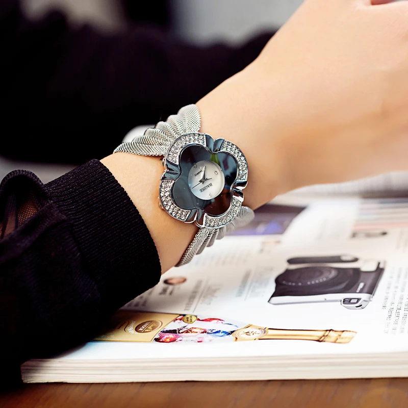 Wholesale Leather Waterproof and antimagnetic starry Luxury Bracelet set skin-friendly Quartz Watch with gemstone for women
Wholesale Leather Waterproof and antimagnetic starry Luxury Bracelet set skin-friendly Quartz Watch with gemstone for women