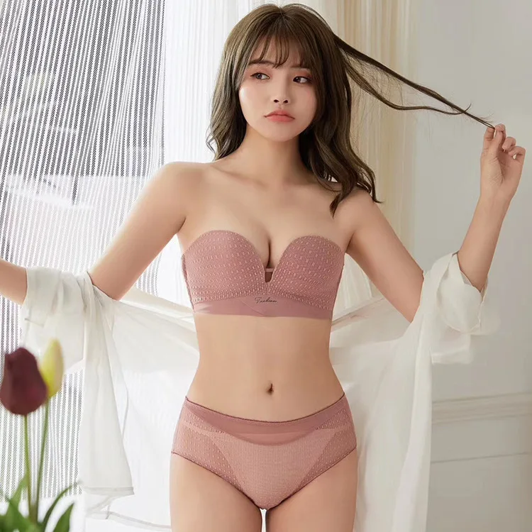 Wholesale Comfortable skin-friendly soft palm cup gathering rimless adjustment set 
Wholesale Comfortable skin-friendly soft palm cup gathering rimless adjustment set