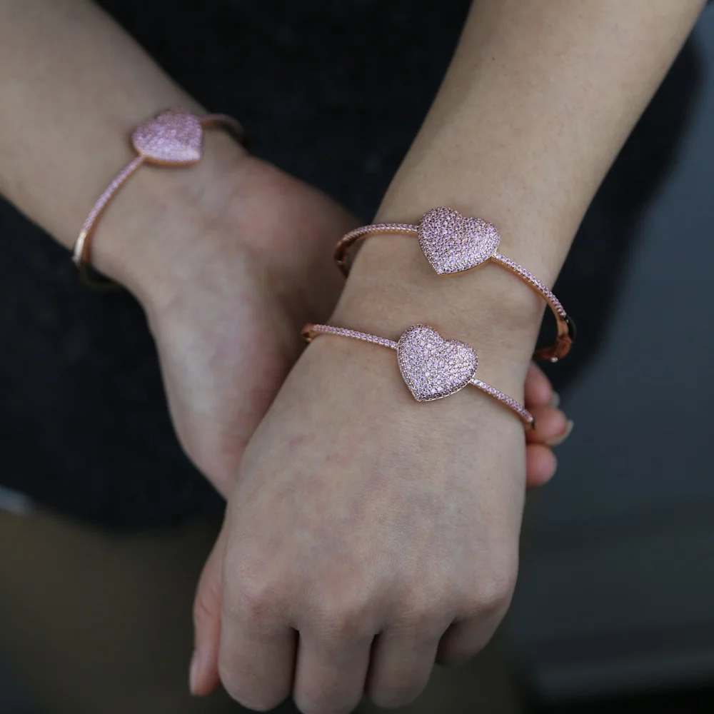 Rose gold plated tiny bangle bracelet with pink cz paved big heart charm bracelet jewelry for women wedding jewelry
Rose gold plated tiny bangle bracelet with pink cz paved big heart charm bracelet jewelry for women wedding jewelry