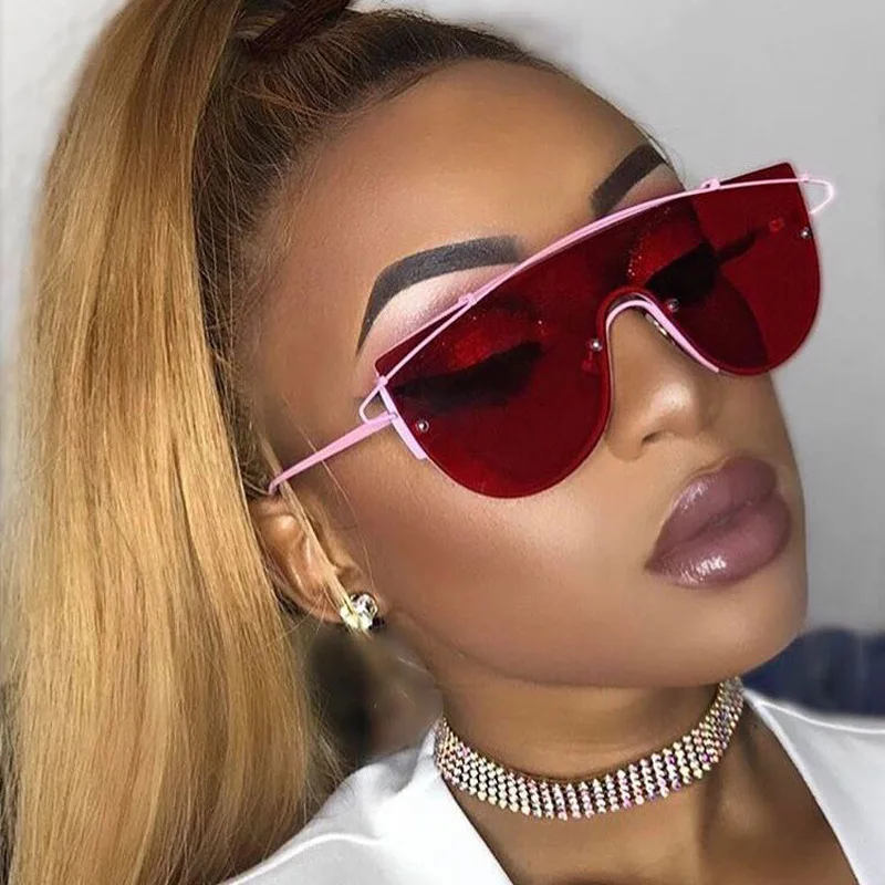 Women Retro Vintage 2021 sunglasses shades metal big lens sunglasses women river optical
Women Retro Vintage 2021 sunglasses shades metal big lens sunglasses women river optical