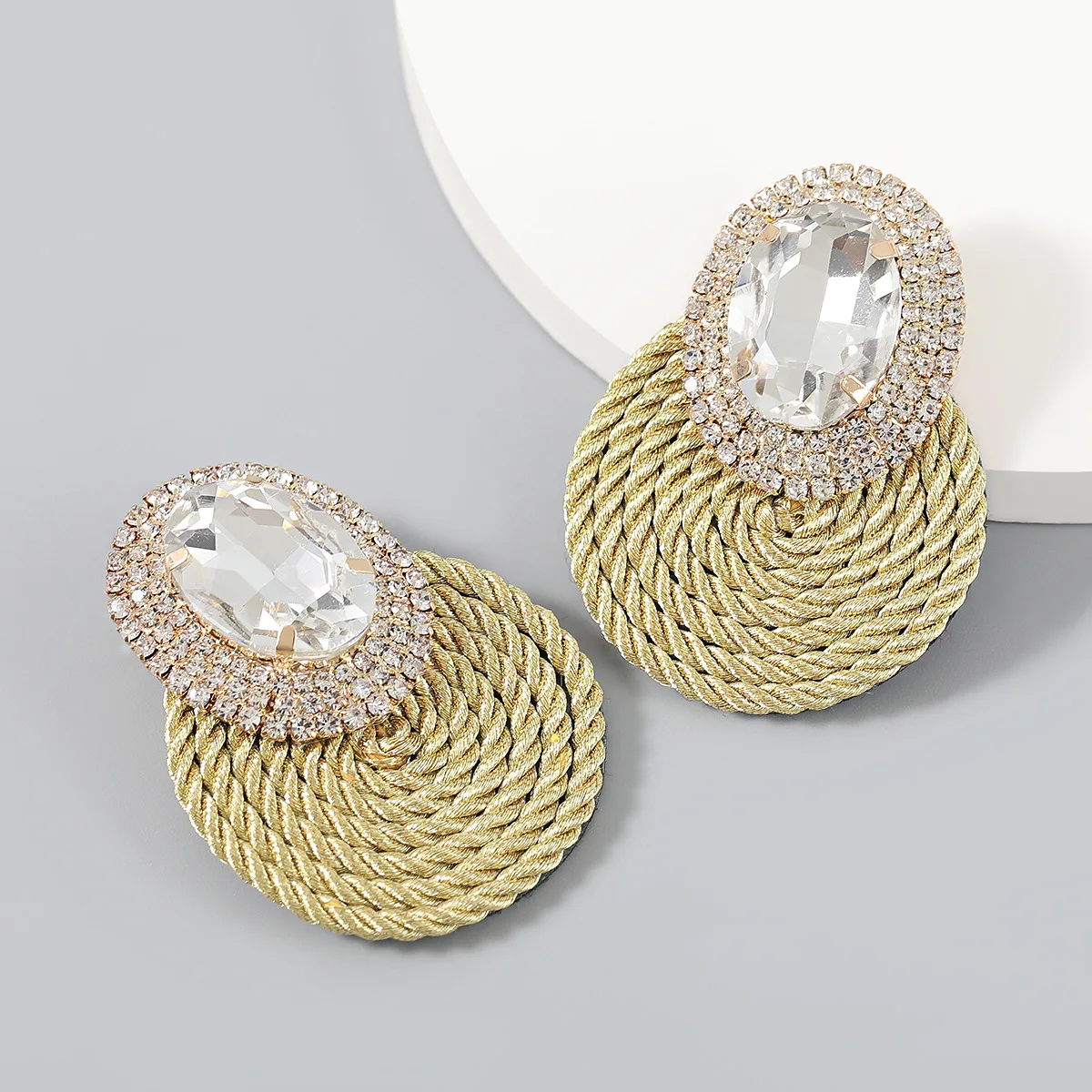 Summer boutique alloy diamond earrings oval glass diamond polyester elastic thread woven round earrings girl cute earrings
Summer boutique alloy diamond earrings oval glass diamond polyester elastic thread woven round earrings girl cute earrings
