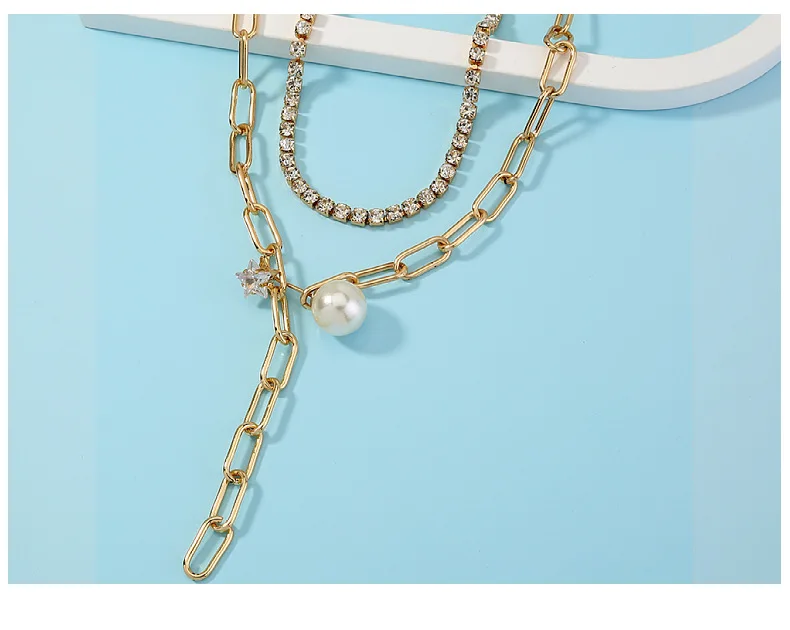 Multilayer Paper Clip Pearl Vintage Chunky Chain 18K Gold Fashion Zircon Stone Charm Necklace For Women, As the picture shows
Multilayer Paper Clip Pearl Vintage Chunky Chain 18K Gold Fashion Zircon Stone Charm Necklace For Women, As the picture shows